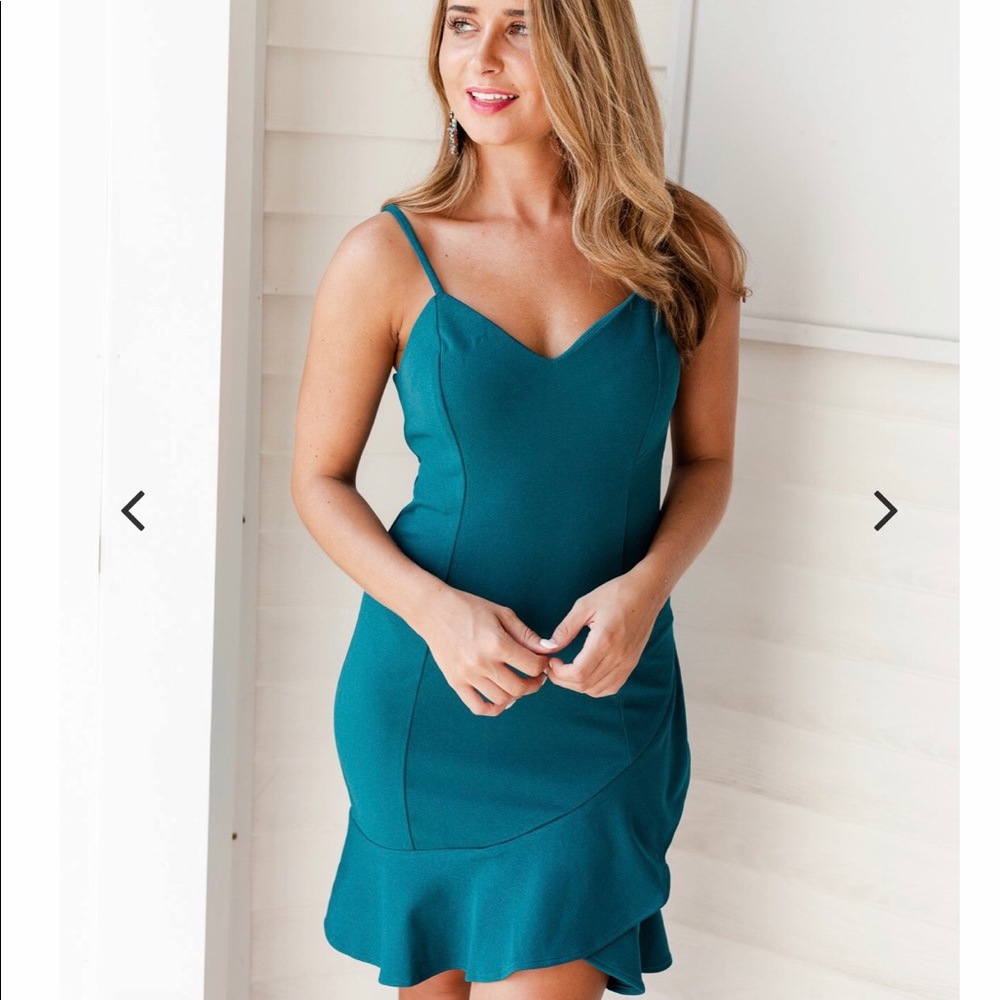 She + Sky boutique dress!